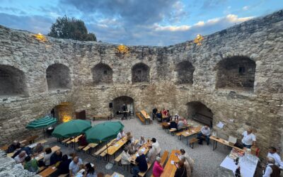 Herbstlicher Charity-Heuriger im Pulverturm